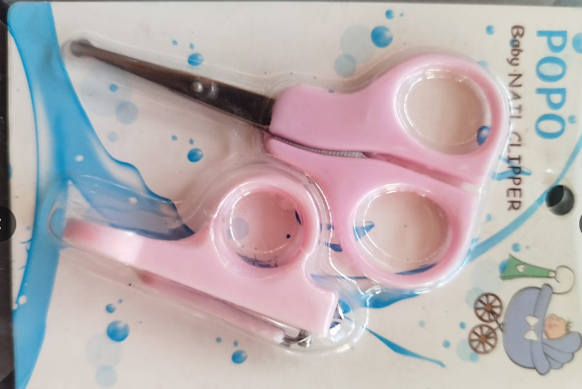 CORTA UÑA + MINI TIJERA